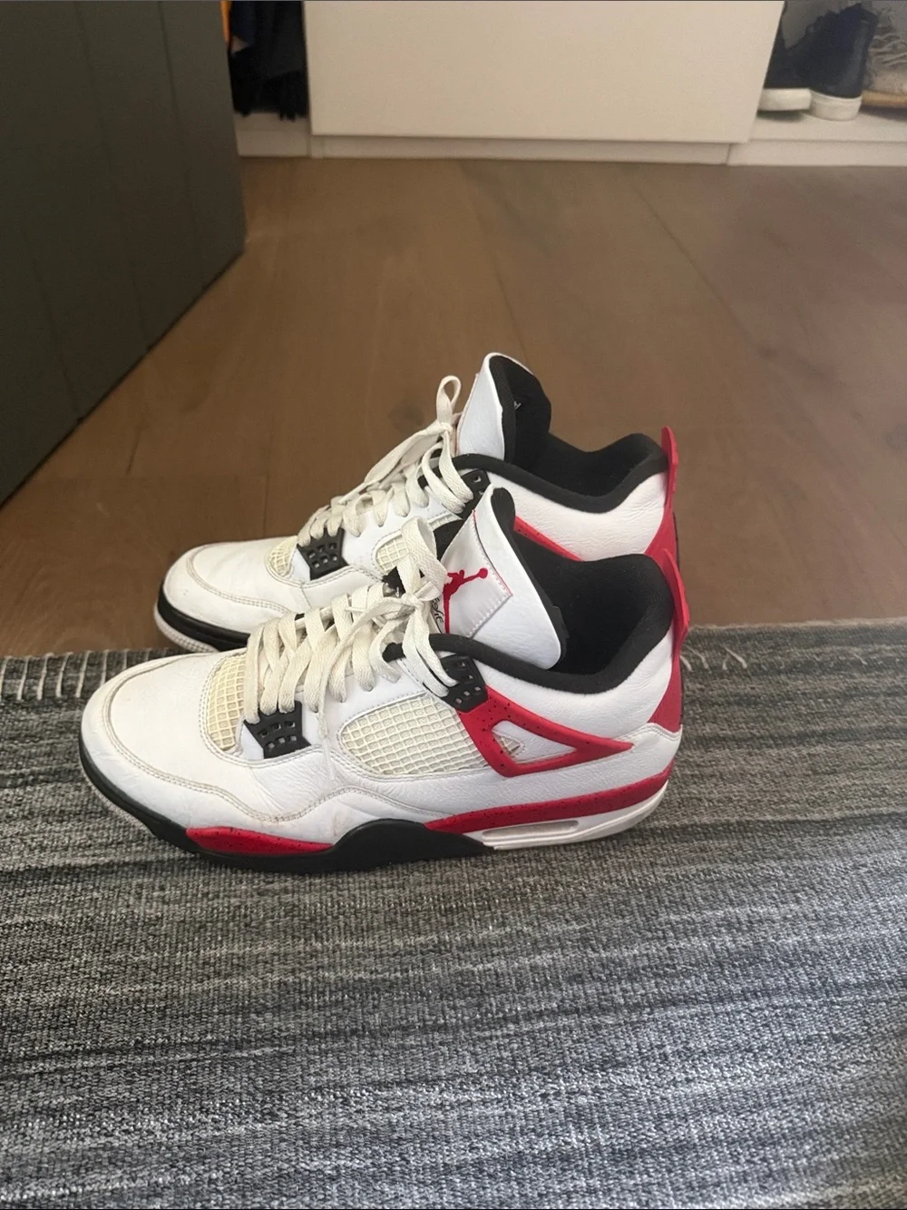 Mens jordan 4 red cement size 11.5